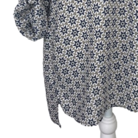 Prana Geometric Star Tunic Top Pullover Size Small White Gray Blue - Picture 10 of 11